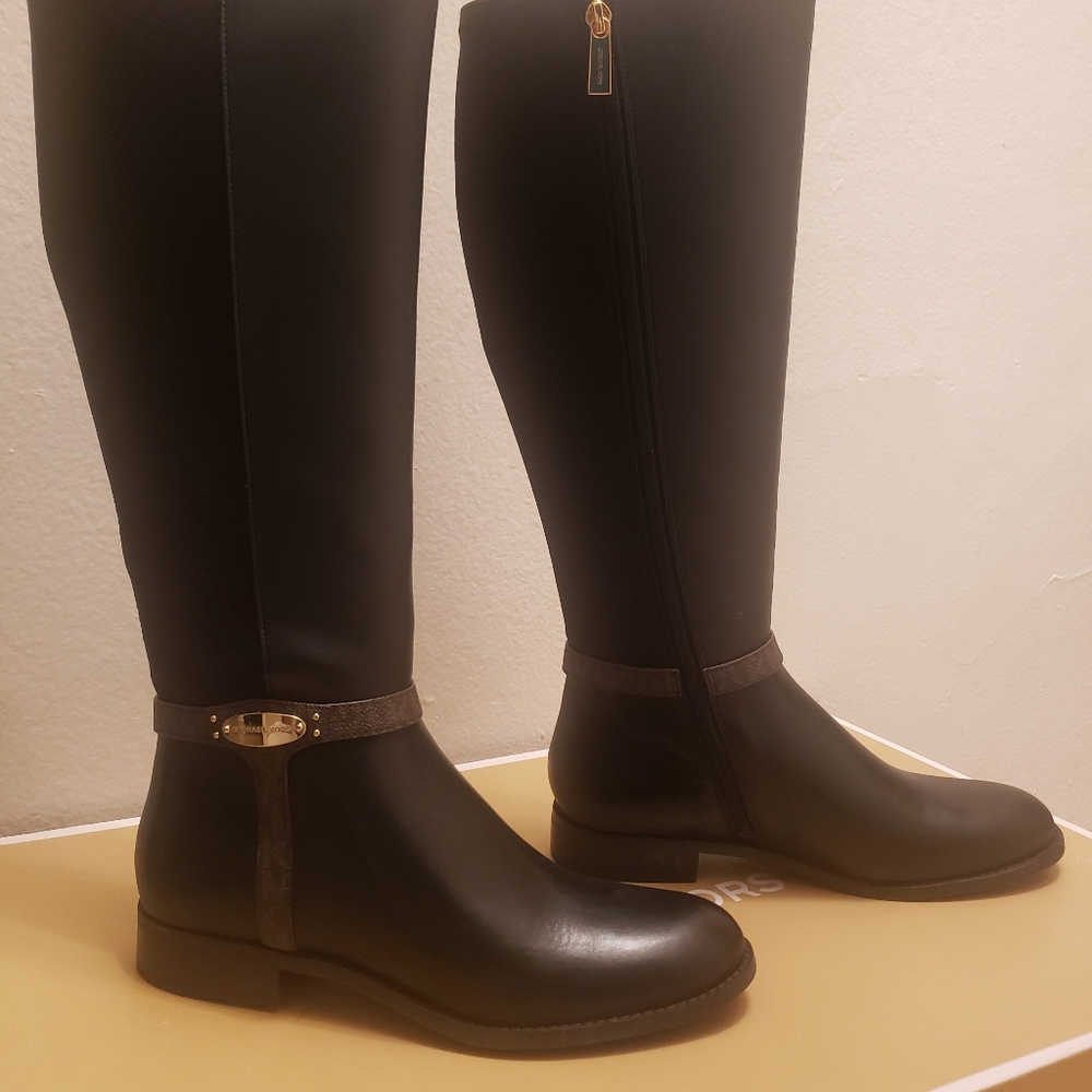 Brand New Michael Kors Finley Boots - Picture 5 of 8